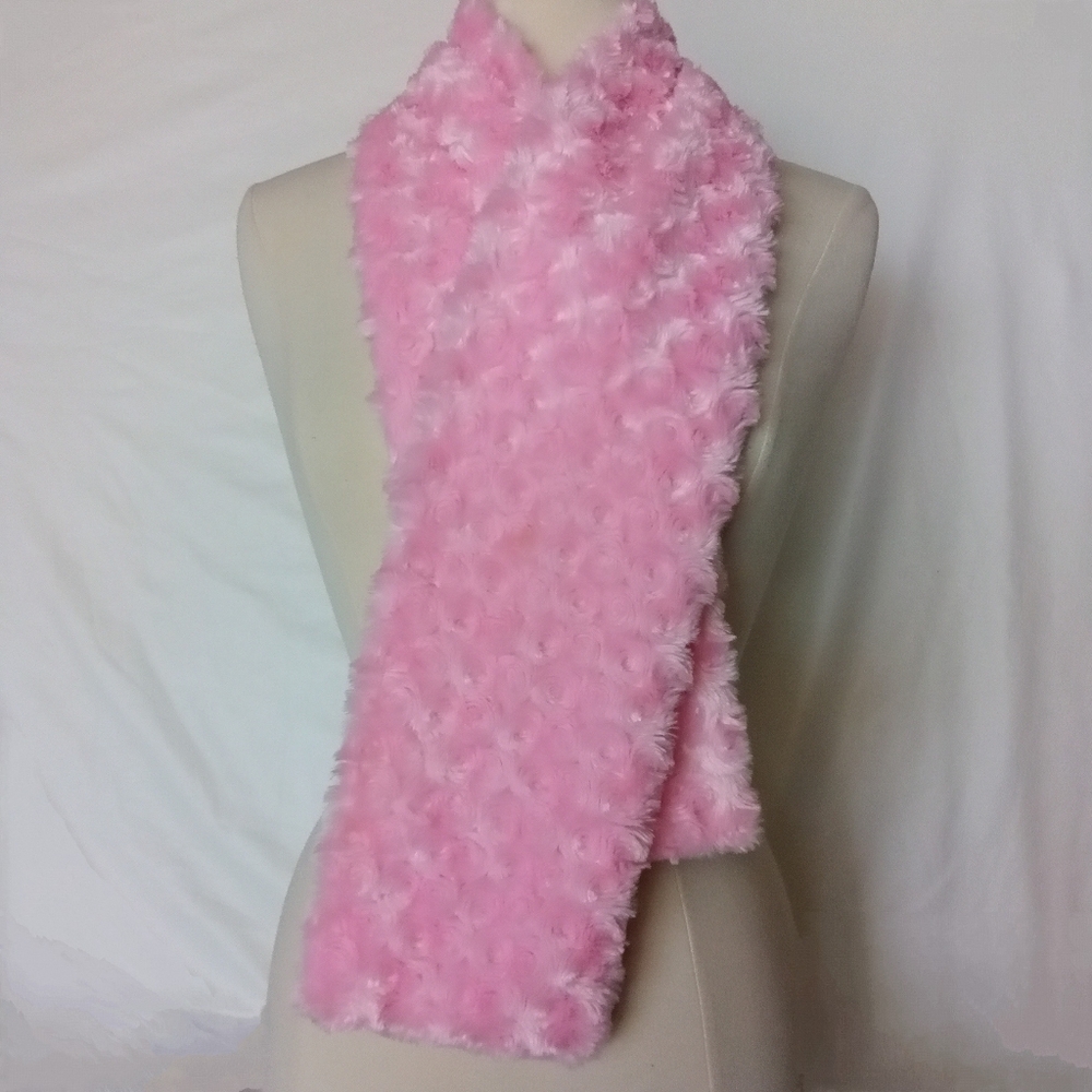 Women's Vintage Y2K Fluffy Light Pink Swirl Pattern Fuzzy Scarf